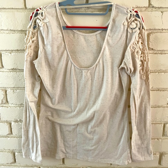 Pins and Needles Long Sleeve Lace Top - Picture 2 of 3